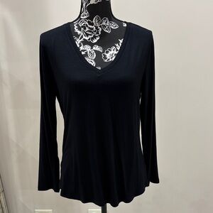 NWT Old Navy Luxe Black Long Sleeve V-Neck Top Medium